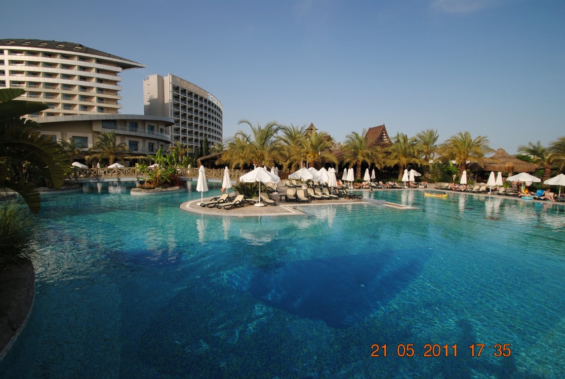 imagini hotel ROYAL WINGS LARA